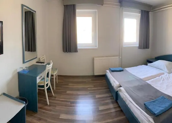 Joker Panzio 3* Πετς